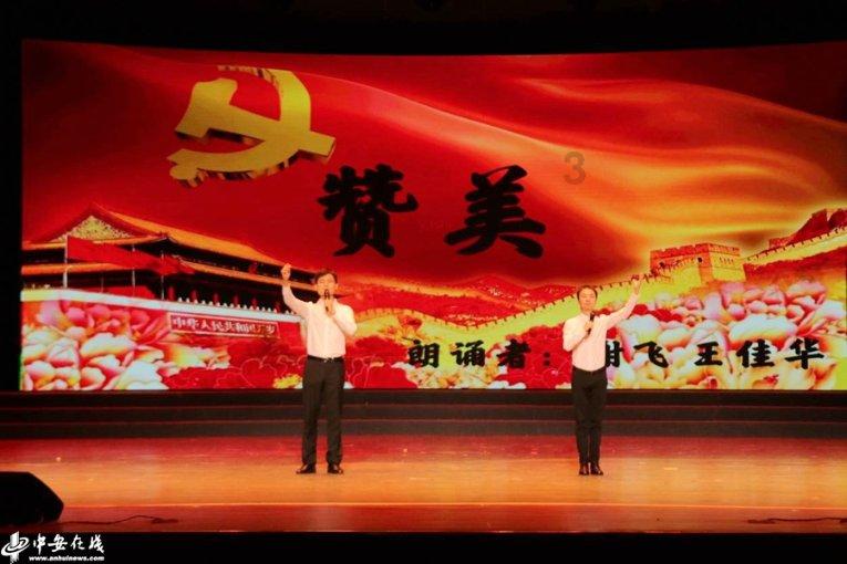 超级坦克消灭僵尸